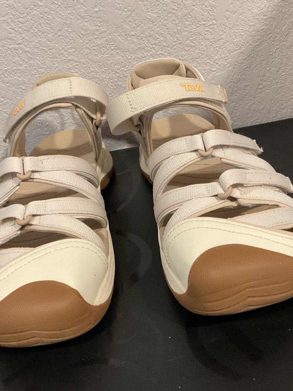 EUC Teva Tirra Sport Closed-Toe Sandal 9.5 - Picture 3 of 7